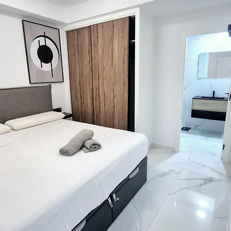 Апартаменты Lujoso Centro